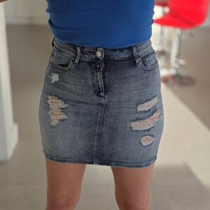 Guess Mini Skirt Tall NWOT